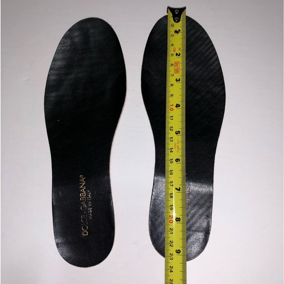 Dolce & Gabbana
rubber rain boots ๐ง - Picture 9 of 14